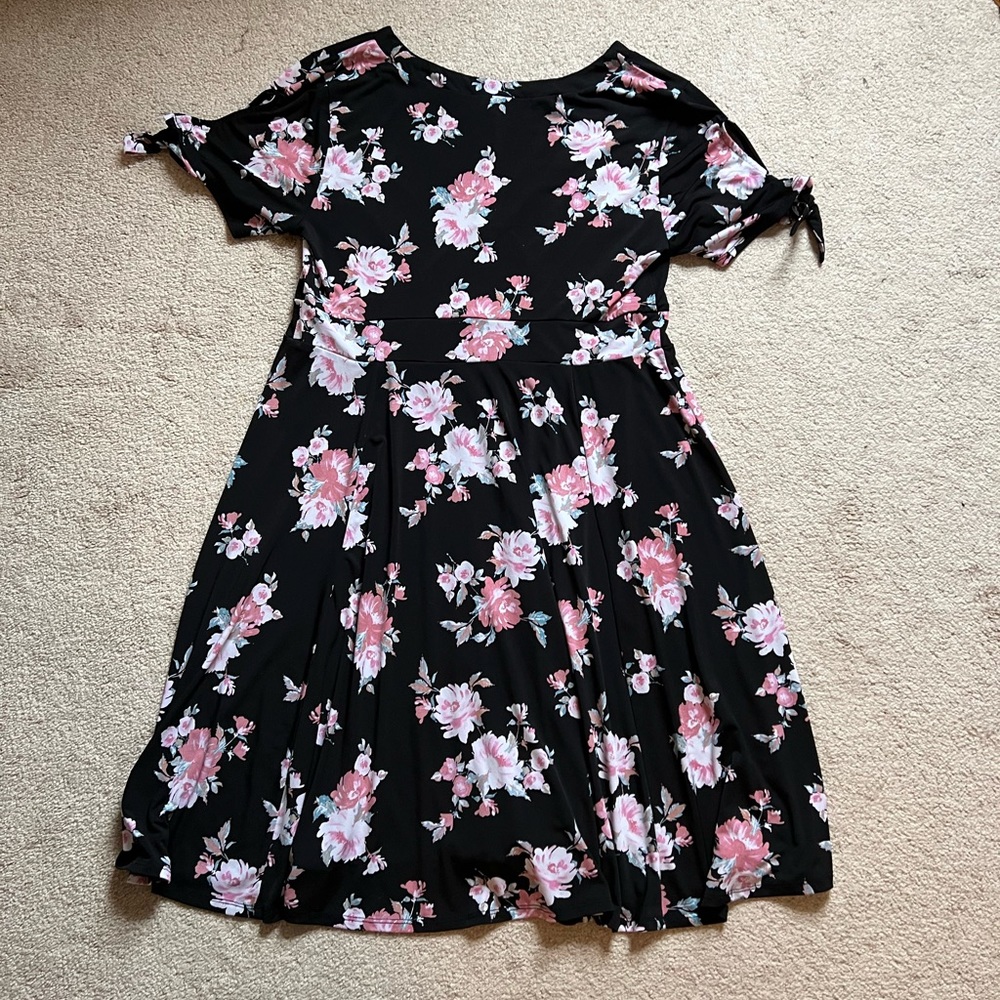 Torrid Floral Skater Dress - Picture 5 of 6